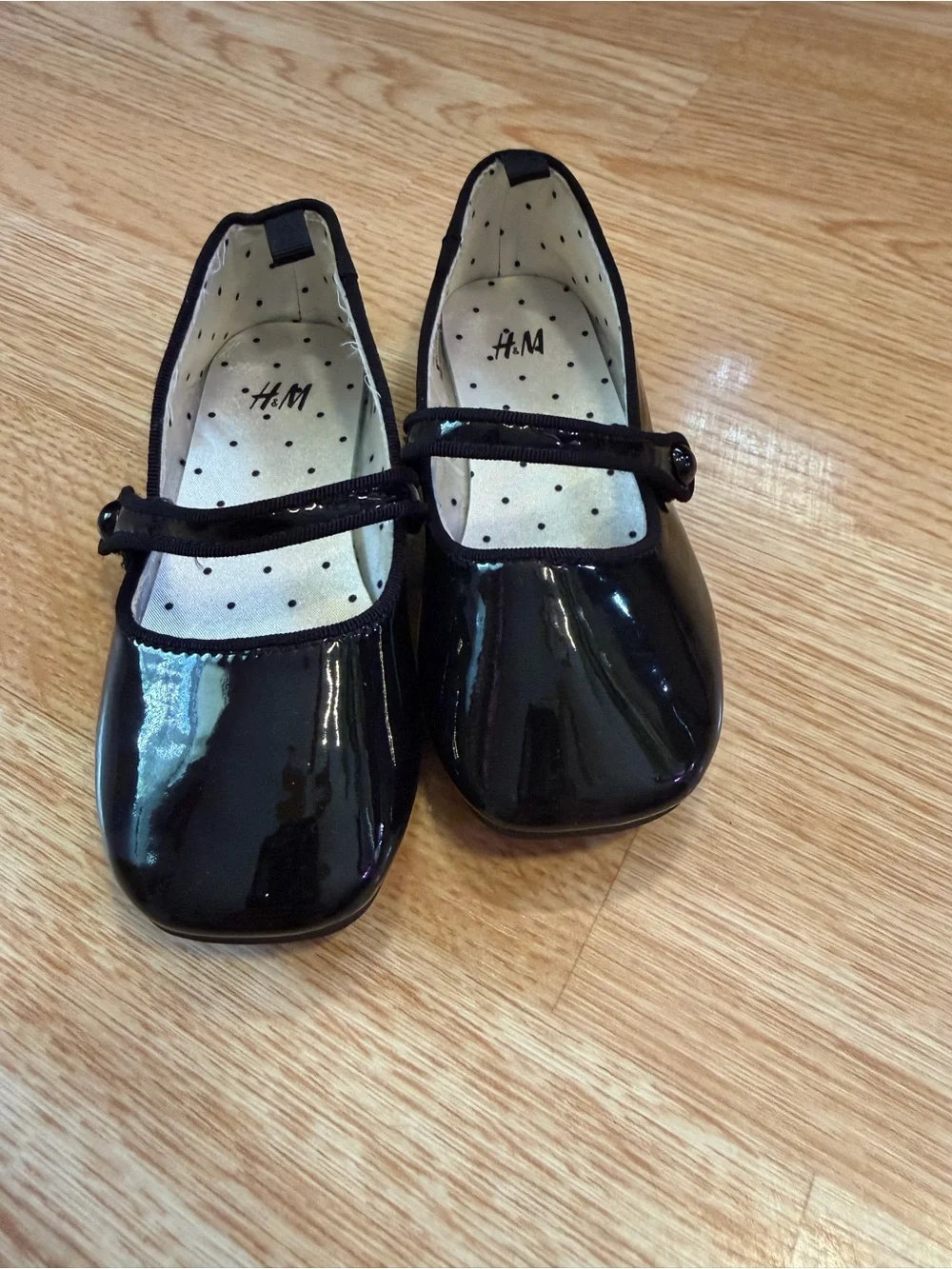 H&M Girls Black Patent Leather Mary Jane Flats US 8.5 (EUR 25)
